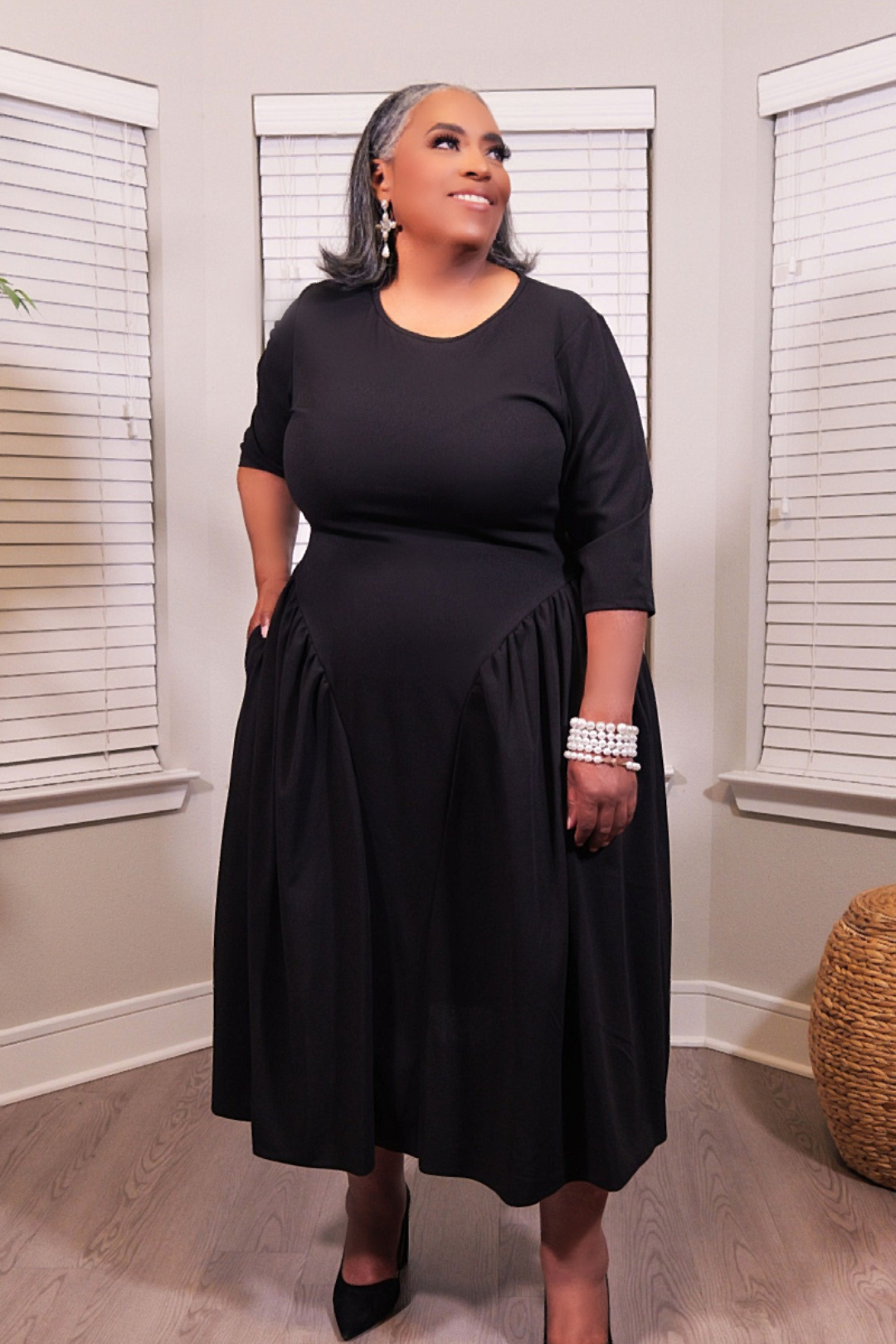 Kelli Midi Dress in Black