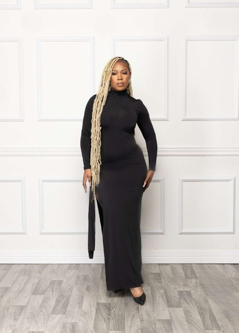 Morticia Dress in Black