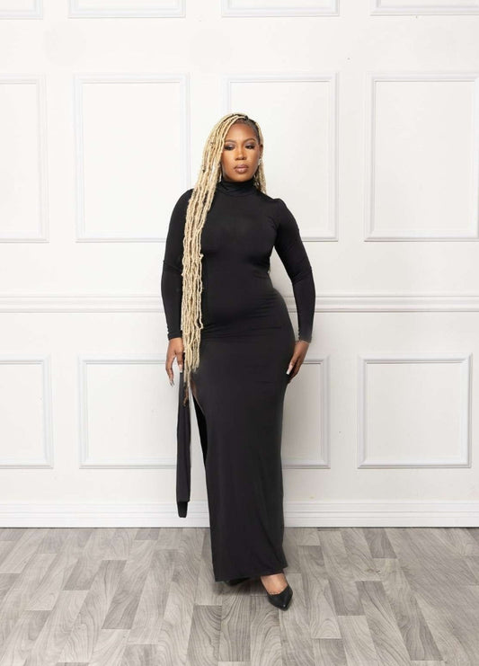 Morticia Dress in Black